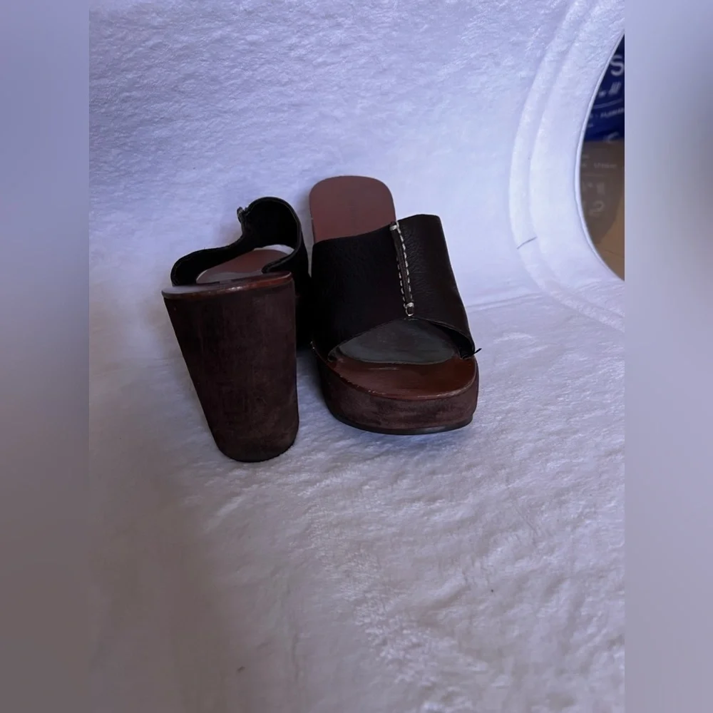 Colin Stuart Suede Mule Platform Sandals Slides Lightweight Size 8 Brown leather